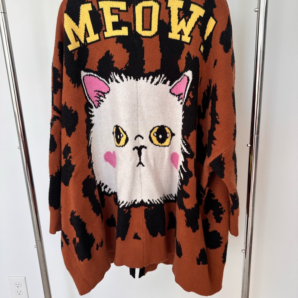 Dressed In LALA Leopard Print MEOW Cat Sweater - Picture 5 of 6